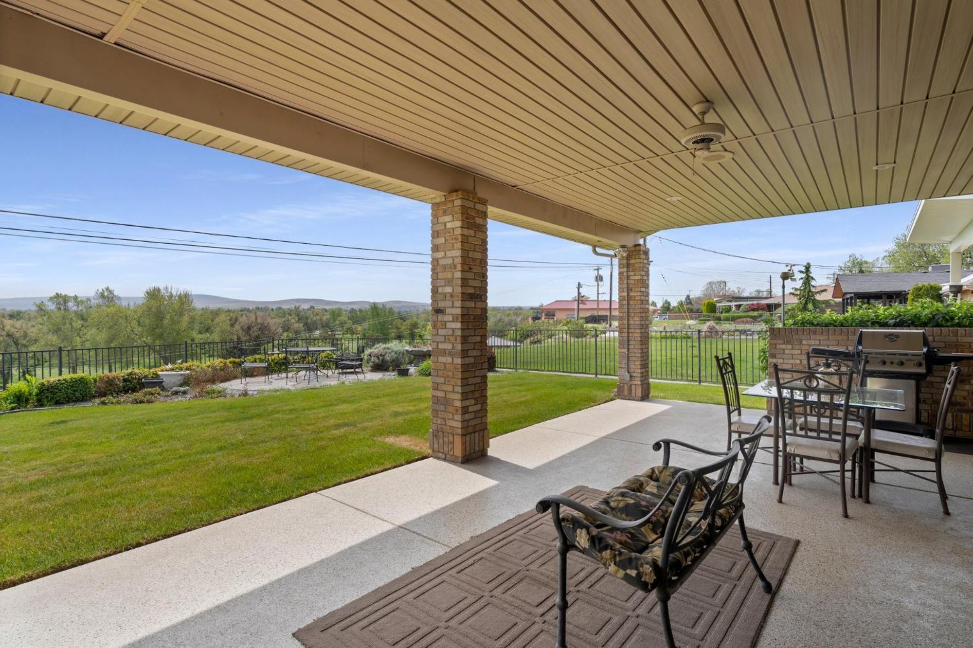 3Br On Golf Course Close To Wineries And Sports Fields Kennewick Eksteriør billede